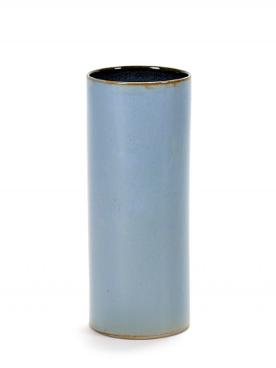 Vase tuba Anita smockey blue à vendre au concept-store L'Échappée Belle à Quimperlé.